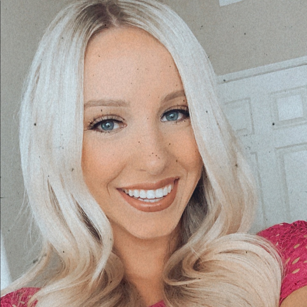 Meet your Posher, Hayley